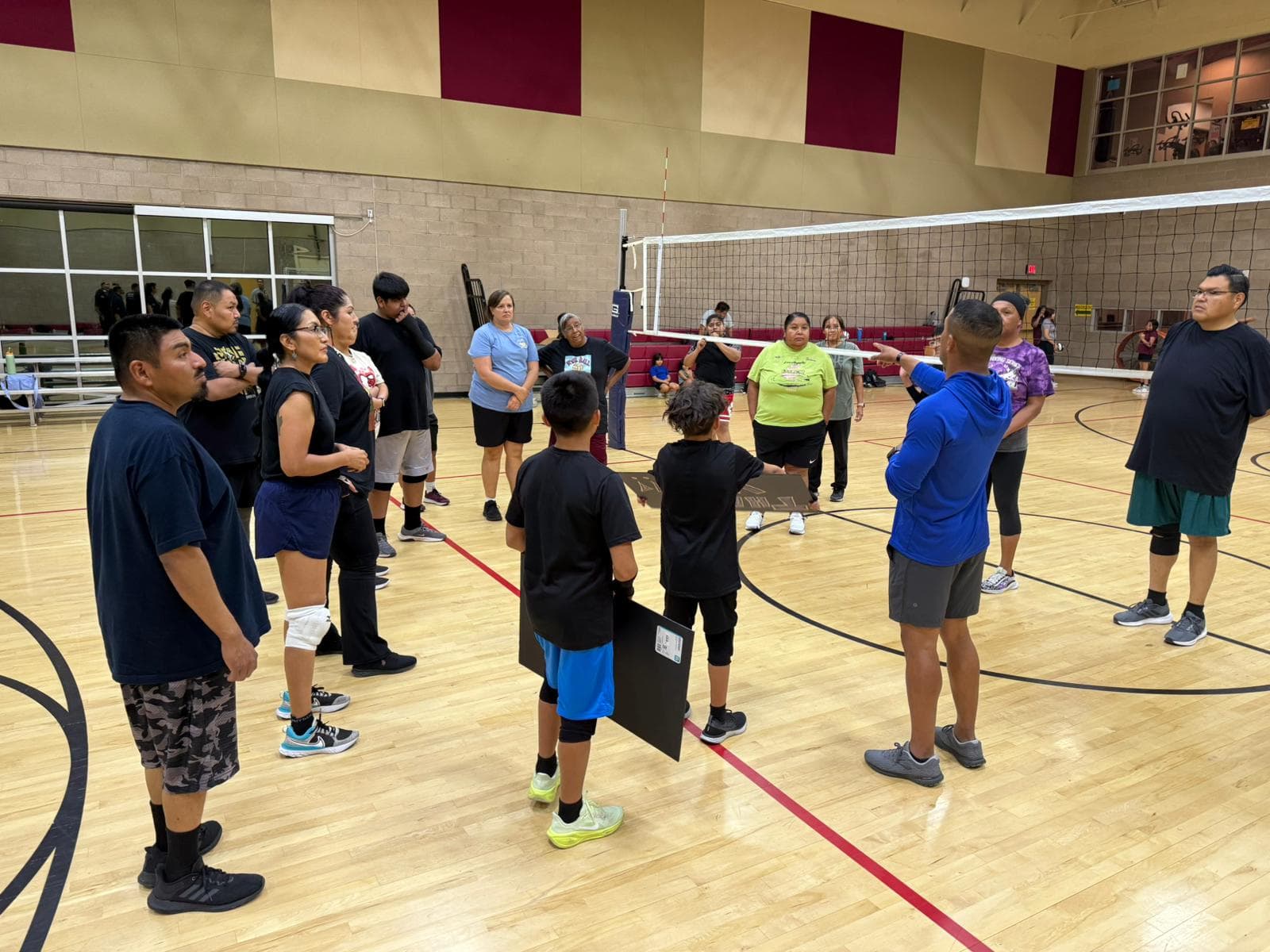 Comunidad unida a través del deporte, recreación y desarrollo familiar activo